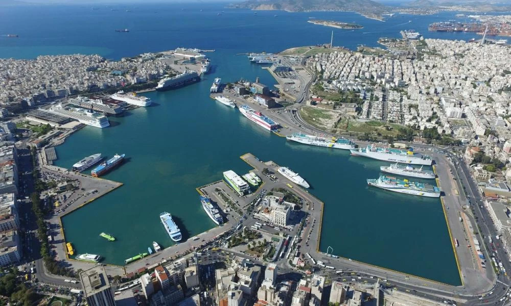 Λιμάνι Πειραιά: Η πύλη των κινεζικών προϊόντων στην Ευρώπη